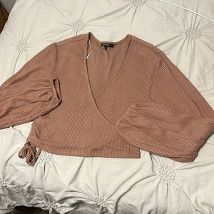 Love Tree; Size L; brown cropped top with bellow sleeves
